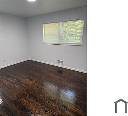 5th image of 3992 Kirksford Dr