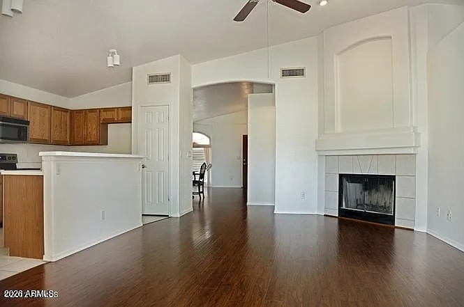 12054 S 44th St — Photo 10