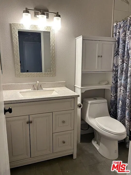 3 bed, 2.0 bath, 1302 sqft, $3,500 — Photo 4