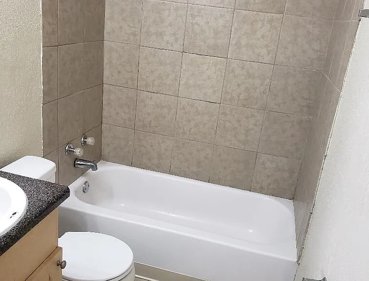 206 Vista Cir #B — Photo 32