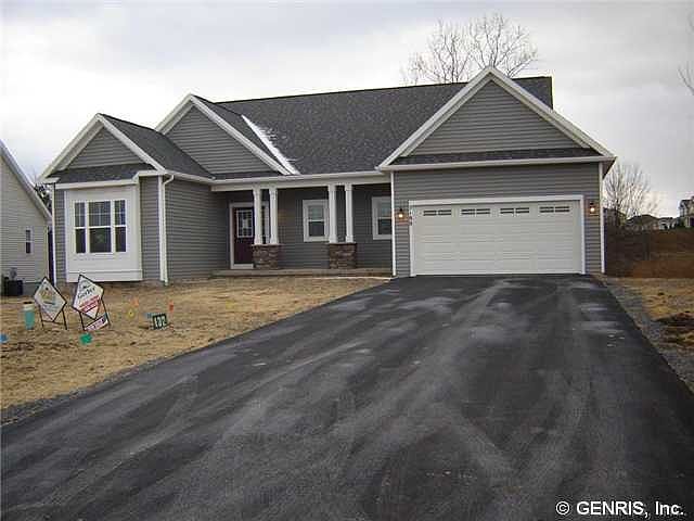 1st image of 611 Ontario Dr