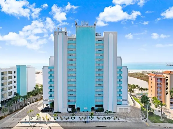 11000 Gulf Blvd APT 603, Treasure Island, FL 33706