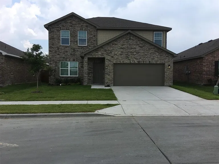 1661 Hossler Trl — Photo 1