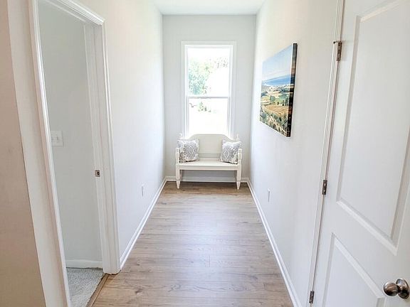 3rd image of 210 Waterwheel Dr