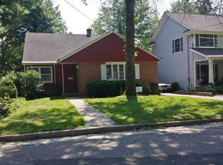 64 Voorhees Pl, Metuchen, NJ