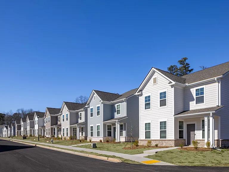 HARMON Cedar Run by Crescent Communities — Photo 30
