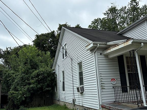 2nd image of 321/323 Floral Ave