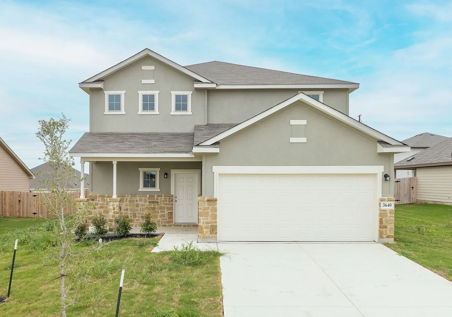 Like-New 4-Bedroom Home with Game Room & Large Private Backyard in New Braunfels — Photo 1