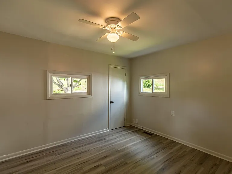 432 Cypress St — Photo 12