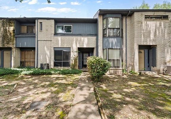 3rd image of 9005 Imogene St #C