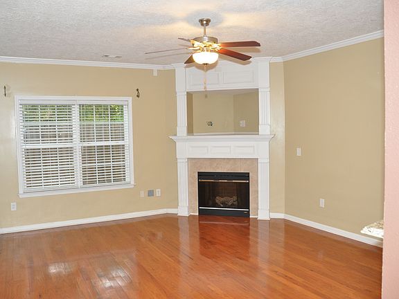 5th image of 2208 River Park Ct