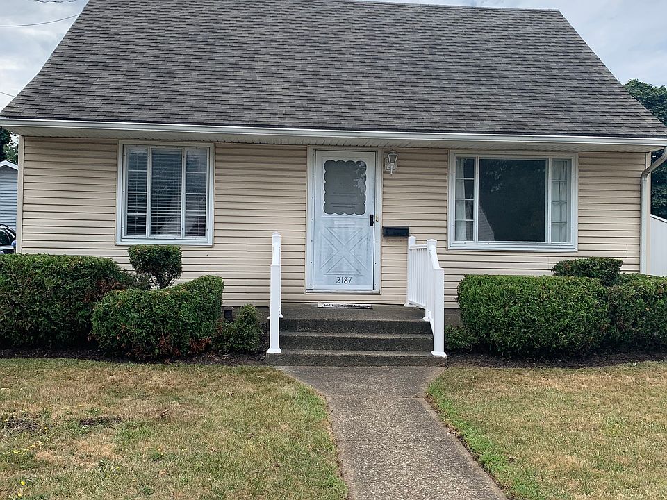 1st image of 2187 S Manor Dr