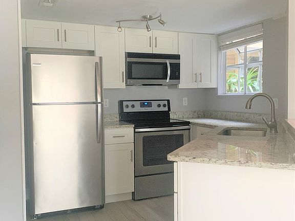 2nd image of 1932 Lake Atriums Cir APT 79