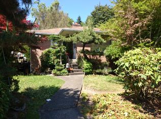 5919 32nd Ave S, Seattle, WA 98118