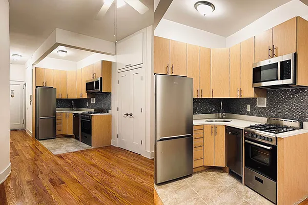 Rented by Quest Realty Sunnyside Corp | media 1