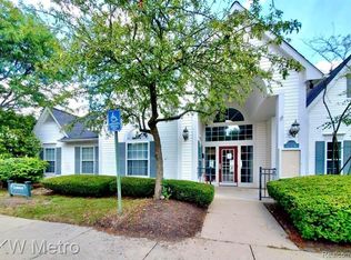 22277 Atlantic Pointe, Farmington, MI 48336