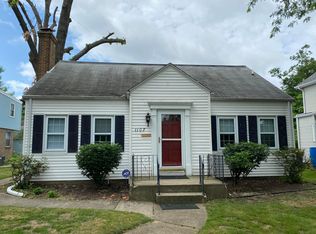 1107 Prospect Dr, Mishawaka, IN 46544
