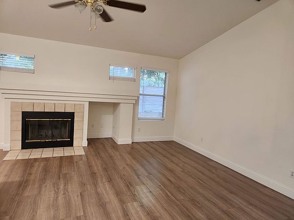 5th image of 1004 Wheeler St