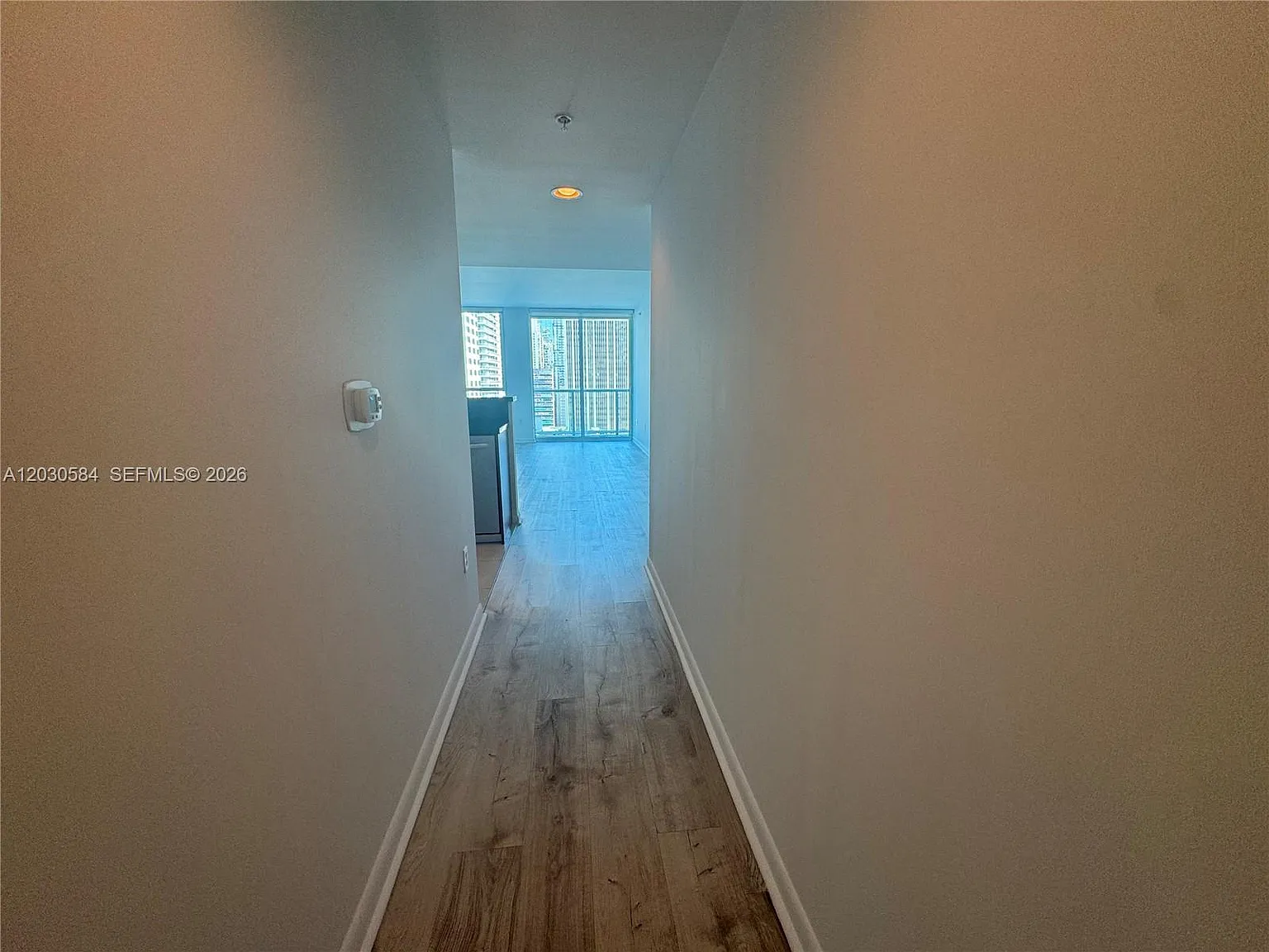 Vizcayne North Condo — Photo 3