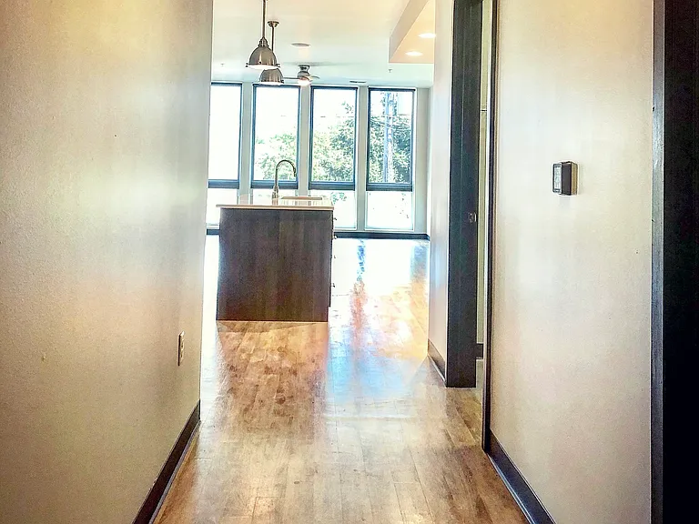 1530 N Jackson St #401 — Photo 15