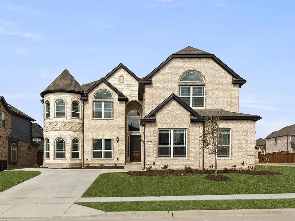 3104 Lakeshore Dr