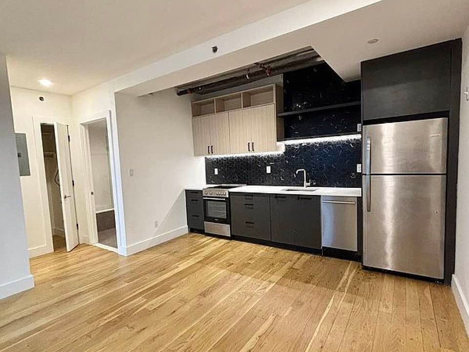 1st image of 200 Linden Blvd #3F