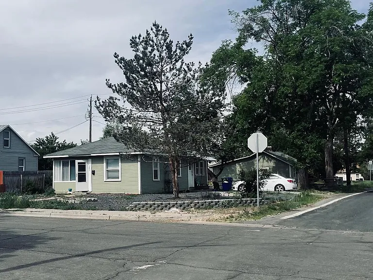 195 Van Buren St — Photo 1