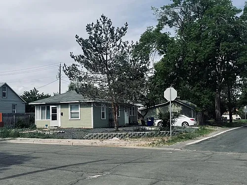 195 Van Buren St Photo 1