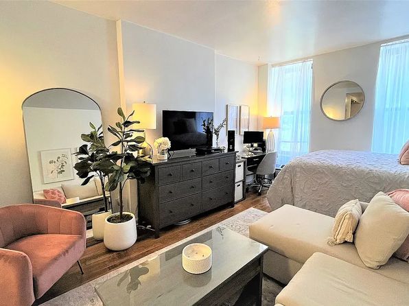 247 E 52nd St APT 3D
