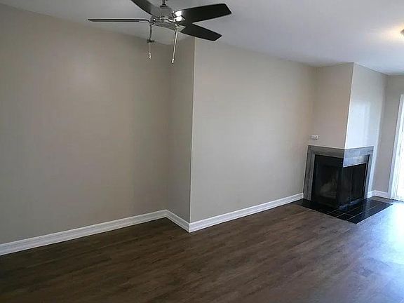 4th image of 2031 NE Grand Blvd