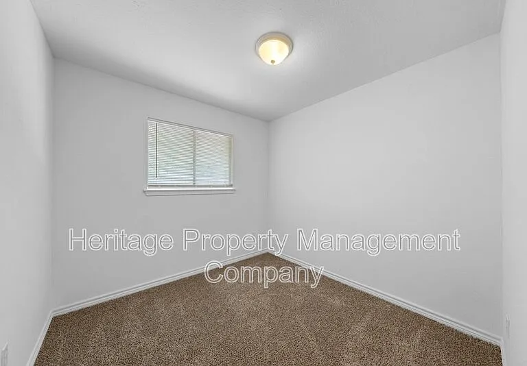 4942 Driskill St — Photo 23