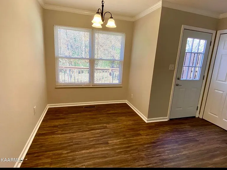 Woody Dr — Photo 9