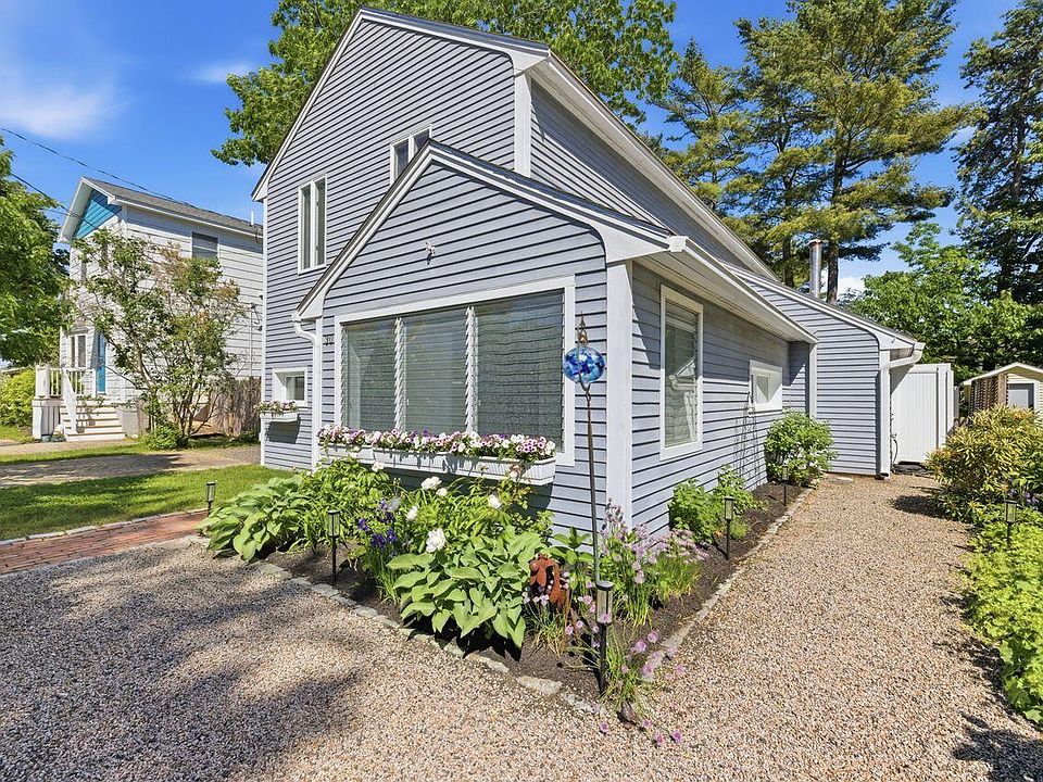 1st image of 30 Seaview Avenue