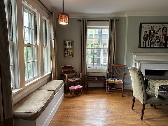 Dining room, front