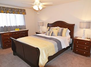 119 Kings Park Dr APT C, Liverpool, NY 13090