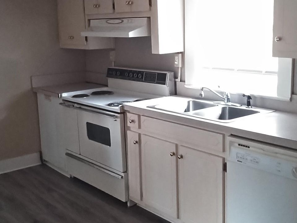 2nd image of 1638 Red Oak Rd