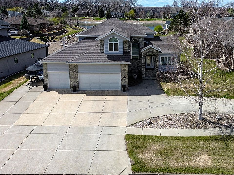 1st image of 1700 Riverwood Dr