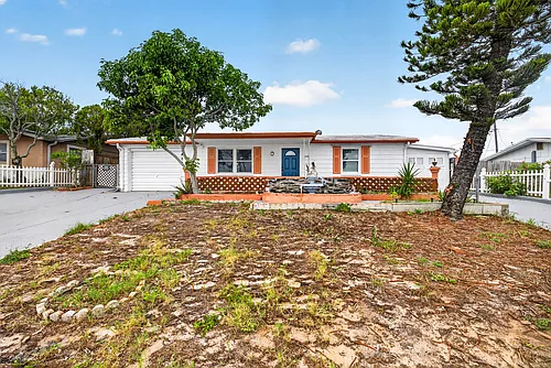 3409 Briar Cliff Dr Photo 1