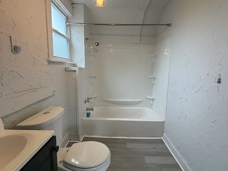 3196 W 44th St #UP — Photo 27