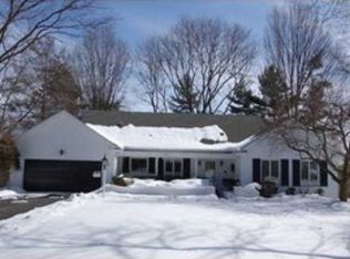 2041 Murdstone Rd, Pittsburgh, PA 15241