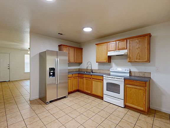 4th image of 1403 Hopi Trl APT A