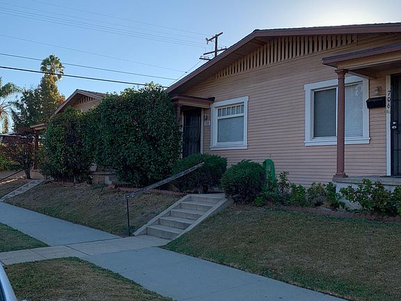 4th image of 708 E Commonwealth Ave #708
