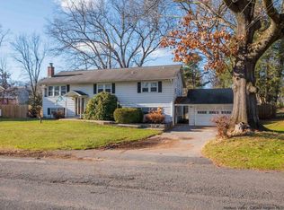 142 Fairway Dr, Hurley, NY 12443