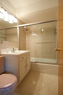 5th image of 6972 W Belmont Ave #5