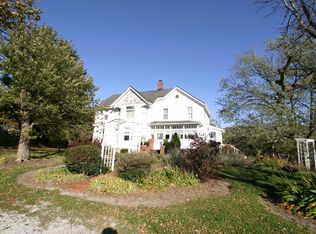 109 W New Monee Rd, Crete, IL 60417