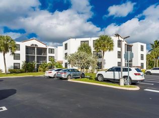 210 Lake Pointe Drive #103, Oakland Park, FL 33309