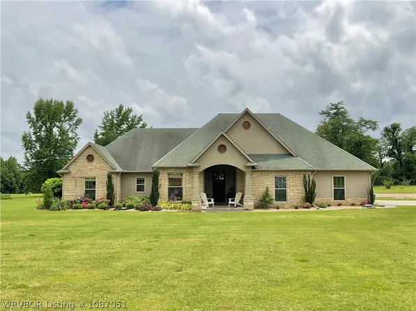 3414 Bugscuffle Rd, Lavaca, AR 72941