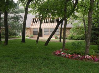 1709 Walnut Cove Rd, Edmond, OK 73013