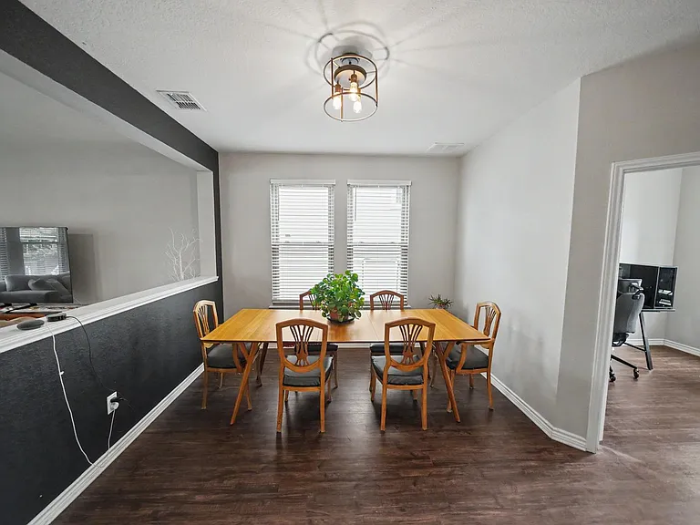 9406 Copperway — Photo 22