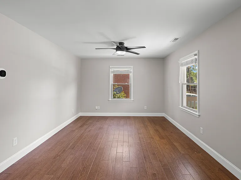 502 Freeman St — Photo 10
